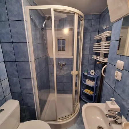 Bed & Breakfast Marta - Goscinne Z Parkingiem, Aneksem Kuchennym, Grillem I Paleniskiem, Piekny Widok Na Karkonosze, Blisko Szlakow *