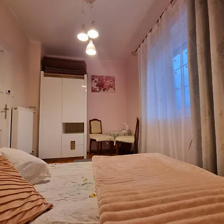 Bed & Breakfast Marta - Goscinne Z Parkingiem, Aneksem Kuchennym, Grillem I Paleniskiem, Piekny Widok Na Karkonosze, Blisko Szlakow