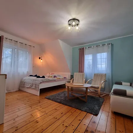 Marta - Goscinne Z Parkingiem, Aneksem Kuchennym, Grillem I Paleniskiem, Piekny Widok Na Karkonosze, Blisko Szlakow Bed & Breakfast Szklarska Poreba